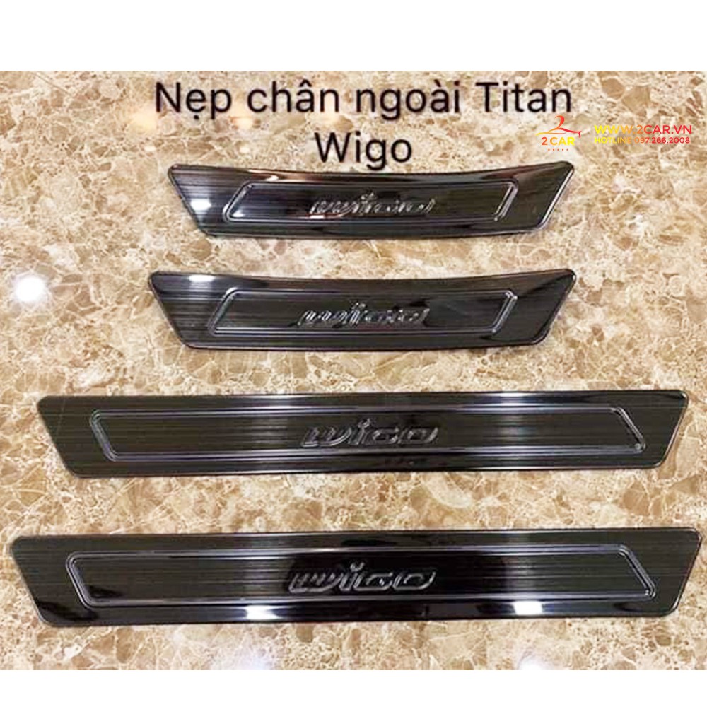 Ốp Bậc Cửa, Nẹp Bước Chân Trong, Ngoài Xe Toyota Wigo 2018-2020, chất liệu Titan