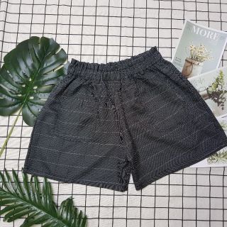 Quần short kaki hai túi lưng thun