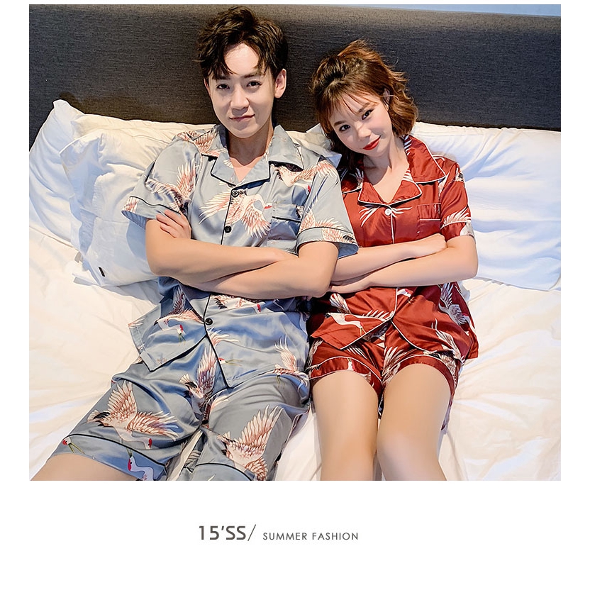 Bộ Đồ Ngủ Bằng Lụa Xinh Xắn Dành Cho Các Cặp Đôi 14 Tuổi | BigBuy360 - bigbuy360.vn