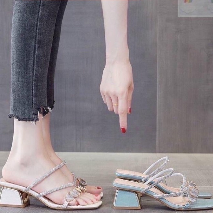 Guốc Dép Nữ Mũi Vuông Đính Đá Mặt Trăng Phối Dây Quai Ngang Cao Gót 5P Màu Xanh Ngọc/Đen/Nude