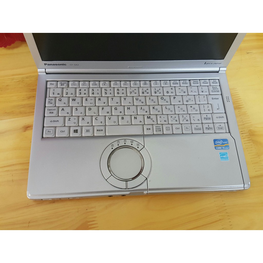 Panasonic Toughbook CF-SX2 12.1" siêu mỏng nhẹ và cực bền theo năm tháng | BigBuy360 - bigbuy360.vn
