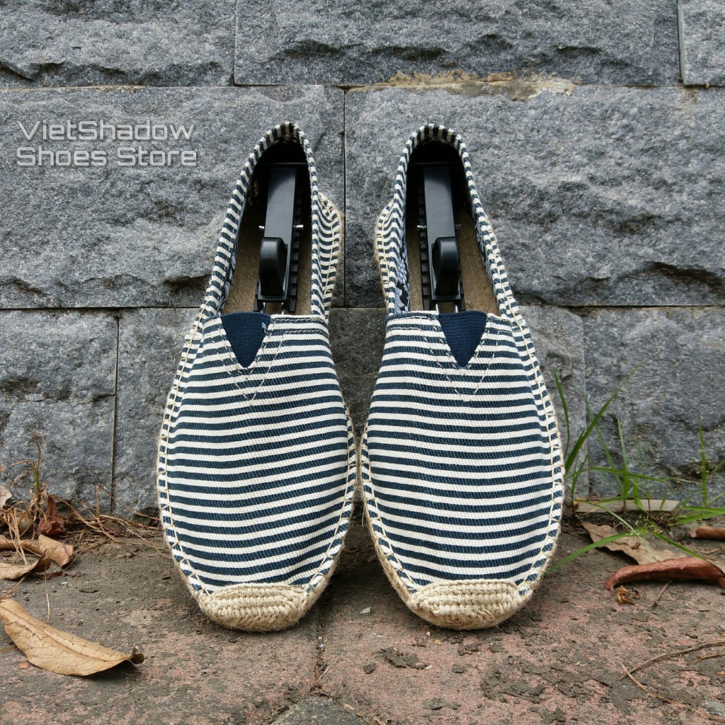 Slip on nam - Giày lười vải nam đế cói - Vải bố sọc trắng/xanh navy - Mã SP 8003-sọc.xanh | BigBuy360 - bigbuy360.vn