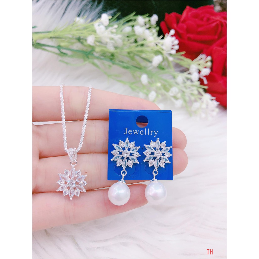 Sét bộ trang sức bạc đẹp giá rẻ cho phái nữ, thiết kế sang chảnh, xinh xắn,gồm dây chuyền, bông tai