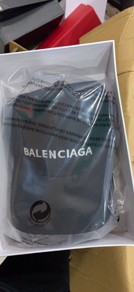 MŨ LƯỠI TRAI BALENCIAGAA FULL BOX