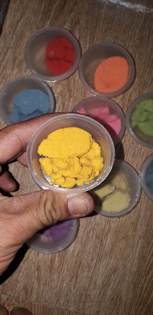 Sét 10 hũ cát động lực có nhiều màu khác nhau