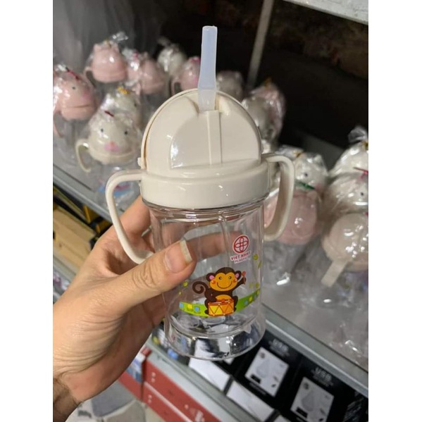 Bình tập uống nước cho bé