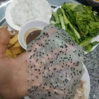 BÁNH TRÁNG NHÚNG MÈ ĐEN PHAN RANG