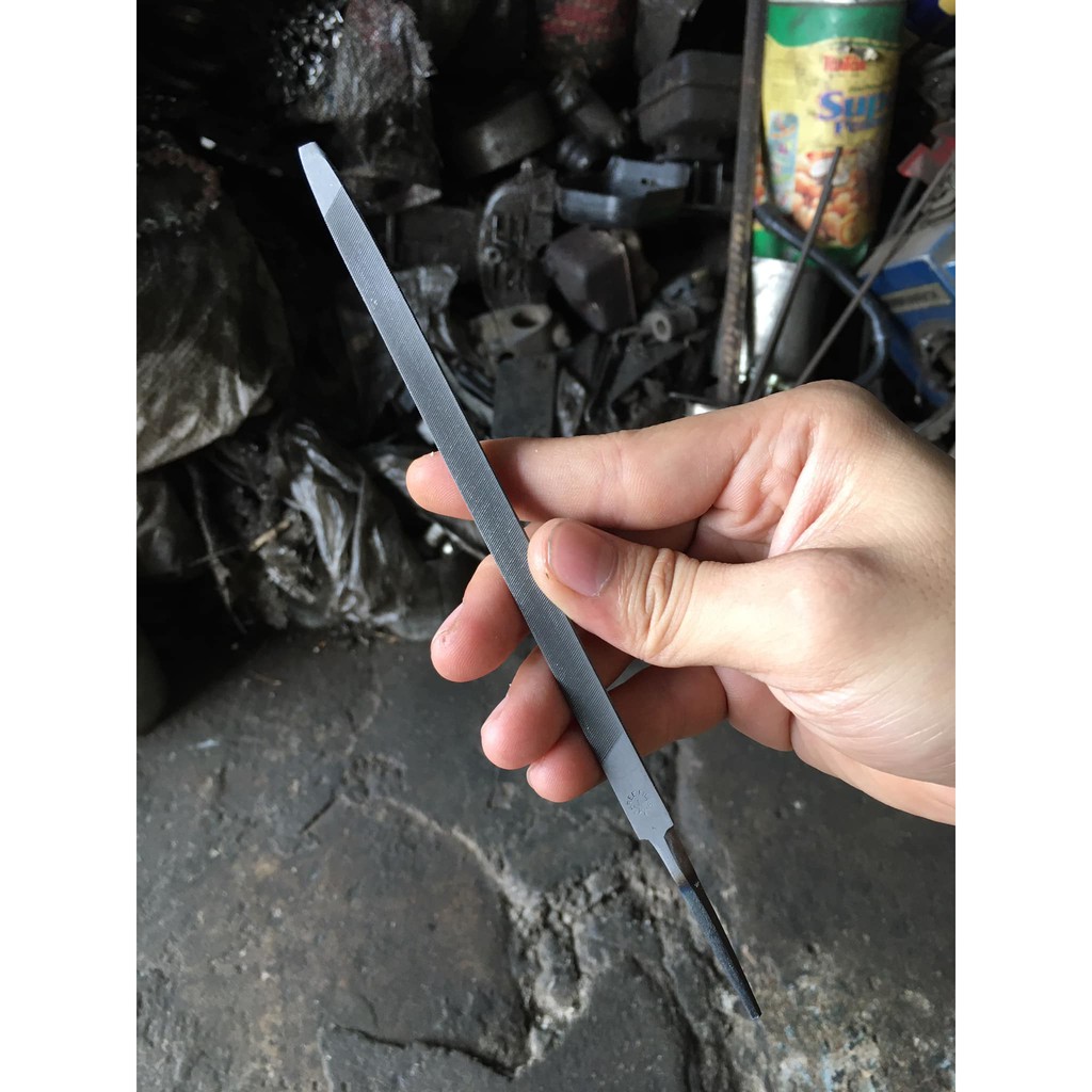 Dũa Ba Lá Hạ Nú Sên