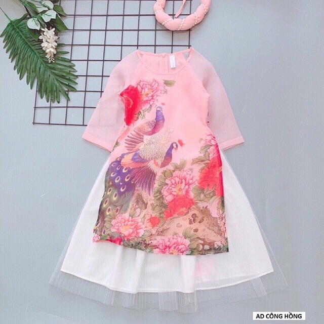 Áo dài công cho bé