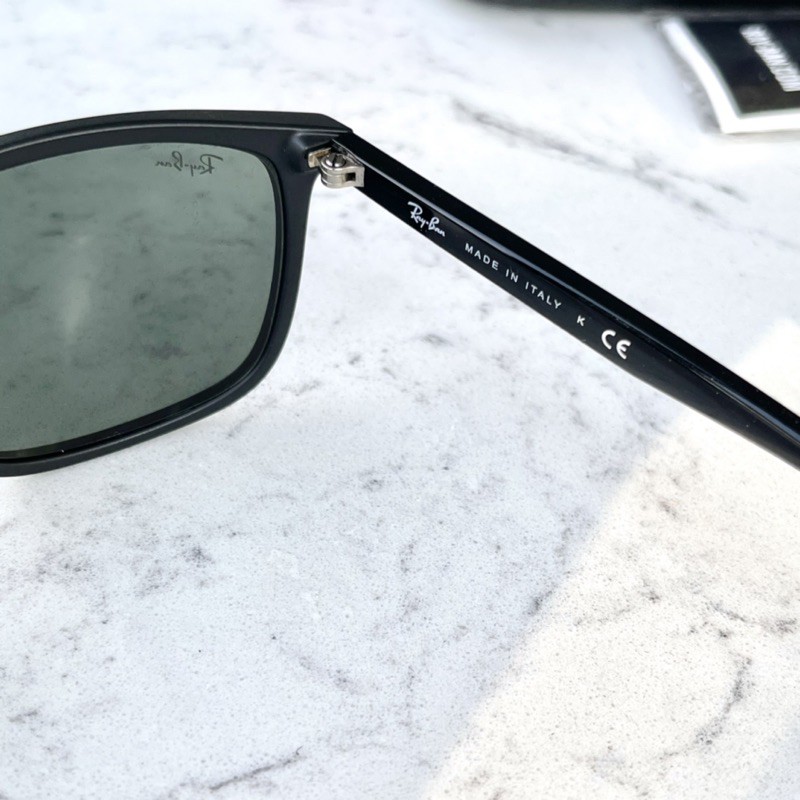 Kính RAY-BAN chính hãng dáng vuông unisex cho nam và nữ model RB4303-601S71-57