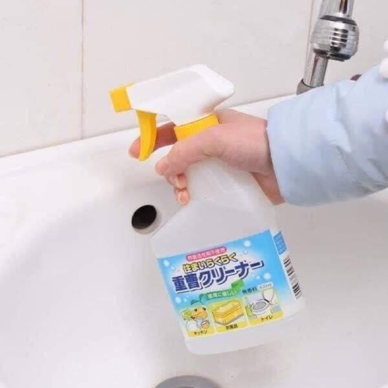Chai xịt baking soda 400ml Rocket Nhật Bản