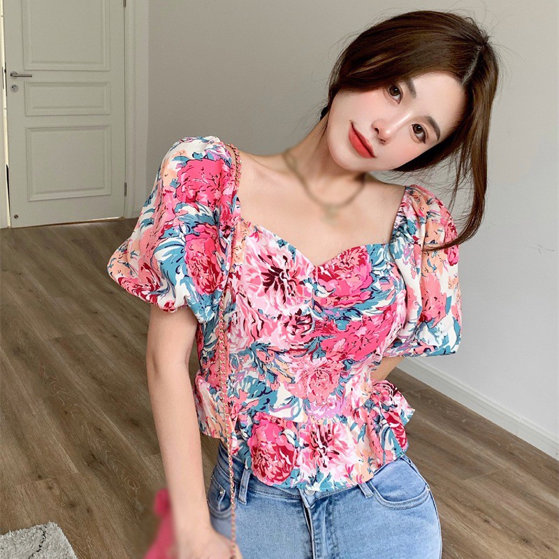 Áo croptop nữ hở lưng tay phồng cổ vuông in hoa ngọt ngào thời trang mùa hè Hàn Quốc