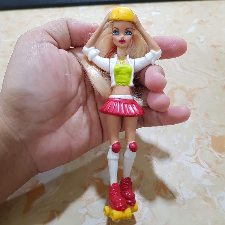 Búp Bê Cô Gái Trượt Patin 15 cm - McDonald's 2007 My Scene Barbie Roller Blade Blonde Hair 5 1/2"