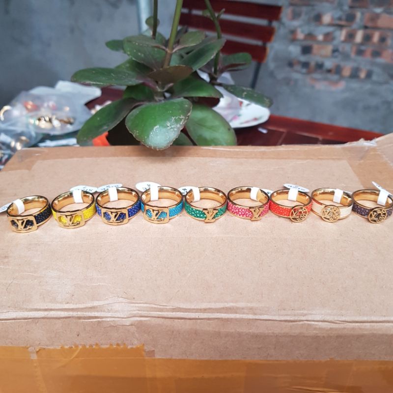 Nhẫn LuonVuituoi mạ vàng khảm da cá đuối phong thủy