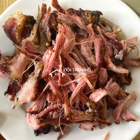 Thịt lợn khô xé nhỏ | Đặc Sản Thịt Lợn gác bếp Nội Trợ Phố | thơm ngon chuẩn vị 5⭐(100g) | Tặng CHẲM CHÉO ĐỈNH | BigBuy360 - bigbuy360.vn