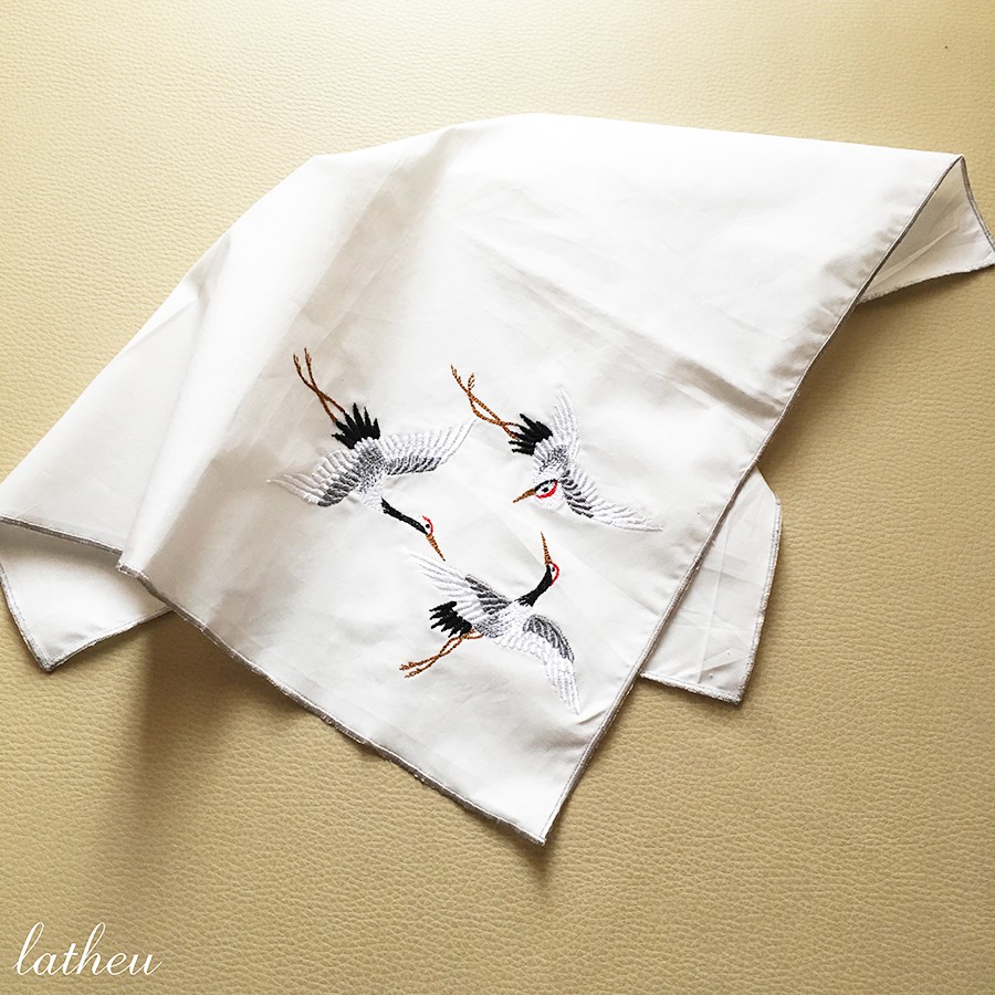 Khăn thêu Hạc