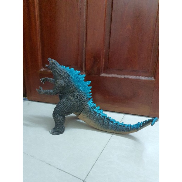 Pass lại mô hình godzilla nhựa