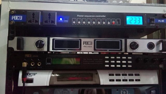 Micro PDCJ AS-8 đang là micro karaoke không dây hiện đại nhất tại thị trường Việt Nam,hát cực nhạy và hay