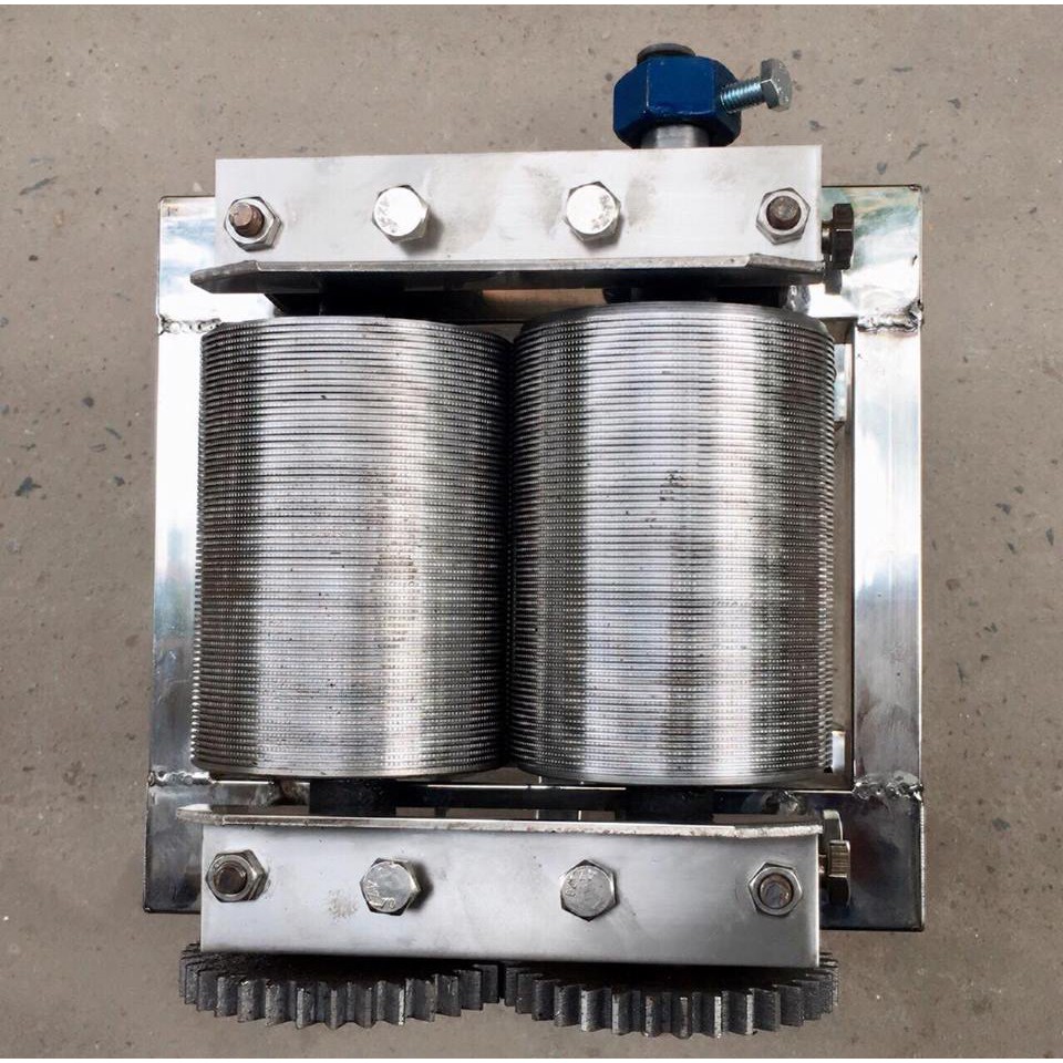 Máy thái bì quay tay bằng inox