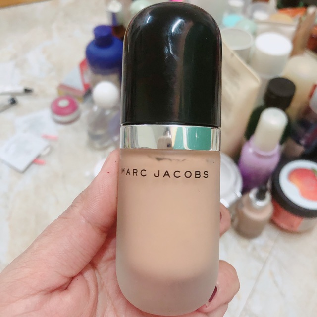 Kem nền Marc Jacobs