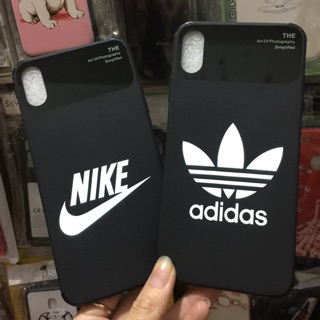 Ốp iPhone XS MAX dẻo đen họa tiết thể thao nổi 4D cực đẹp