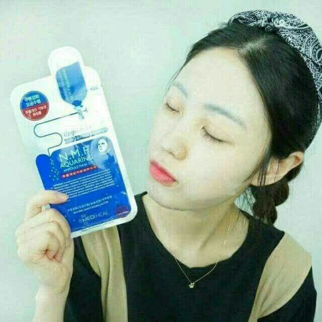 Hộp ( 10 miếng ) Mặt nạ Mediheal N.M.F Aquaring Ampoule Mask
   GIÁ :  160k/10 miếng