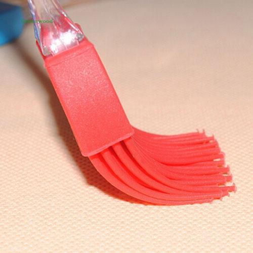 Cọ silicon phết dầu ăn tiện lợi