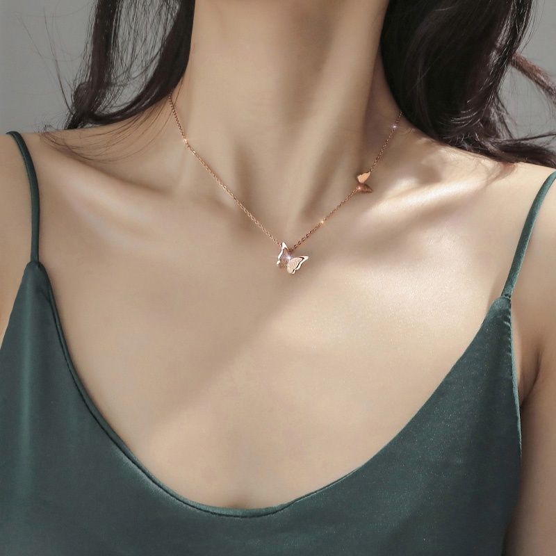 Vòng cổ thép titan nhẹ sang trọng cho nữ