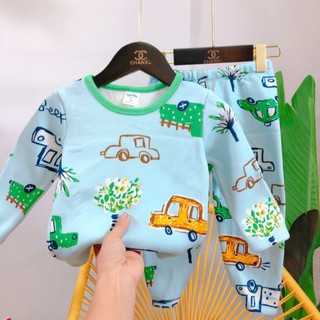 com bo quần áo cho bé