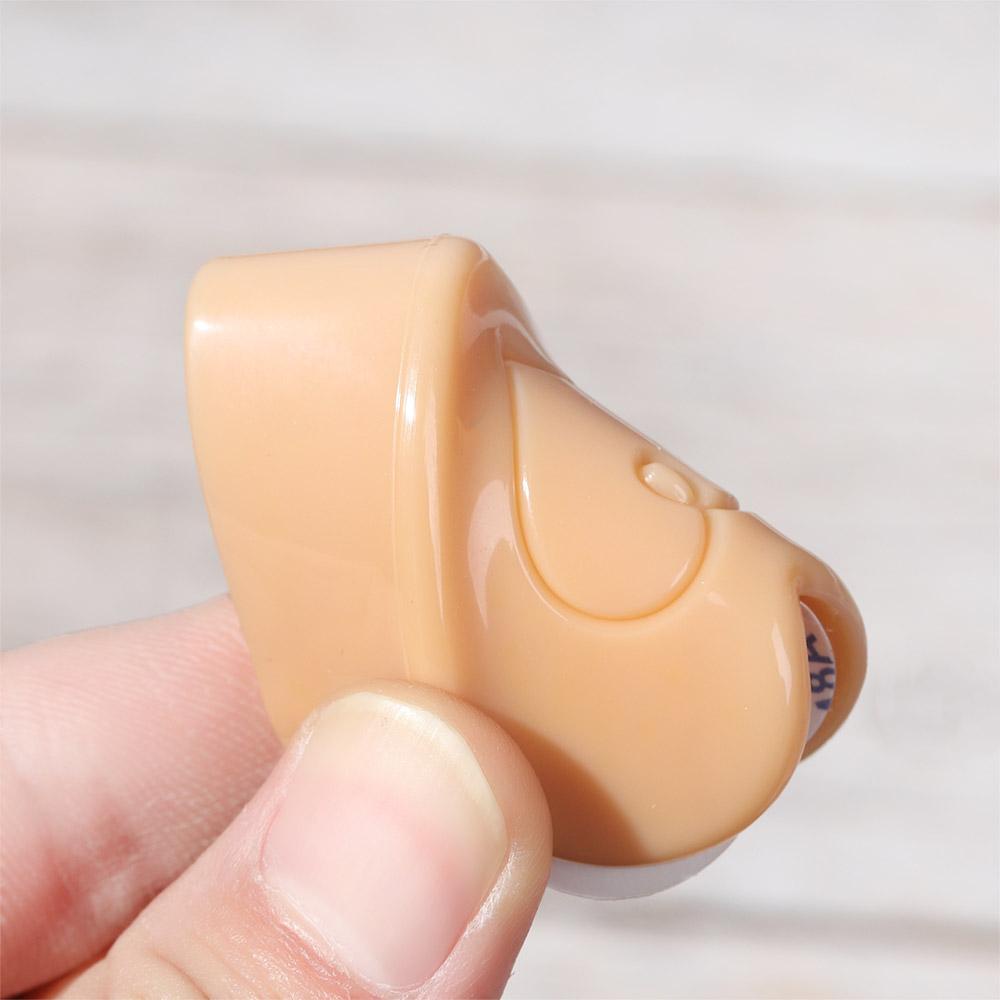 CLEVER Bộ 4 Miếng Silicone Bọc Cạnh Bàn Hình Trái Tim Bảo Vệ An Toàn Cho Bé