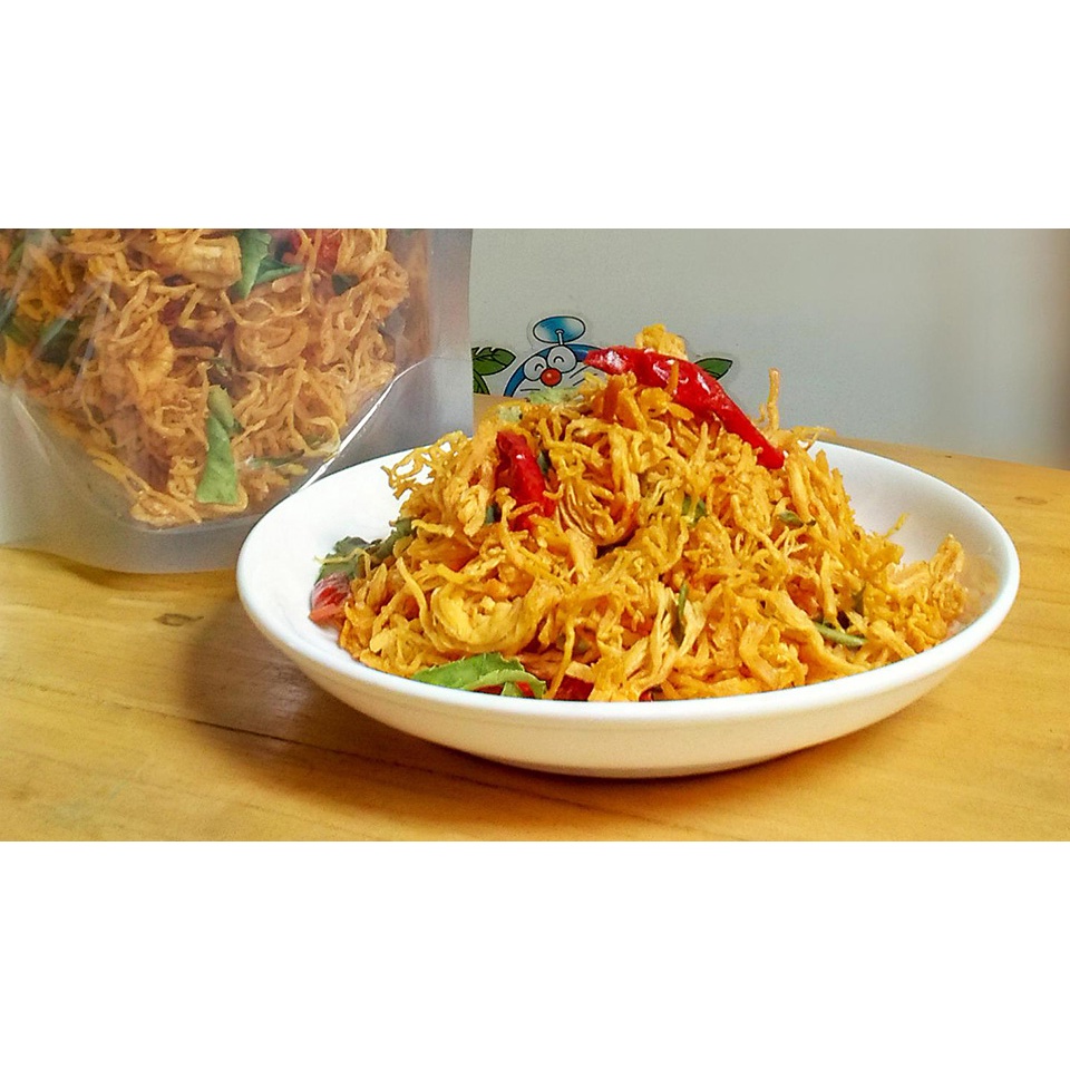 Khô gà cay lá chanh  làm từ 100% ức gà và các gia vị tẩm ướp Ăn Vặt IMINT FOOD