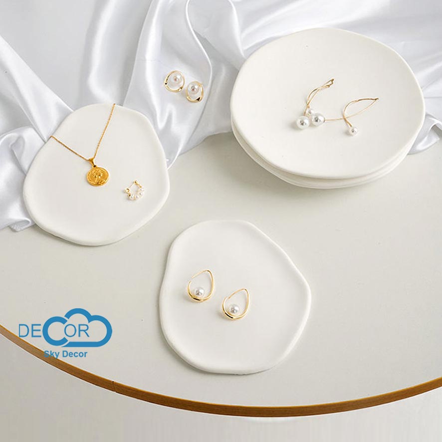 Đĩa sứ trắng phong cách Bắc Âu Sky Decor - Đựng trang sức, mỹ phẩm, trang trí bàn trang điểm makeup