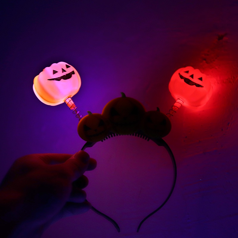 Cài Tóc Hình Đầu Lâu Có Đèn LED Độc Đáo Cho Halloween