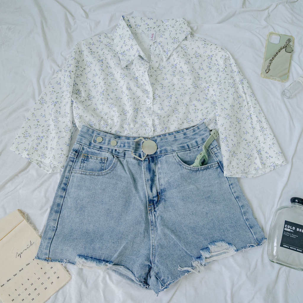 LEEVA - Áo sơ mi nữ tay ngắn phối họa tiết hoa nhí phong cách nhẹ nhàng A251