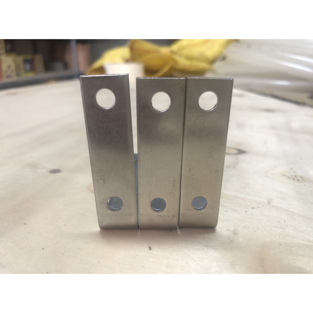 Ke góc vuông INOX chữ L bản rộng 1.5 cm