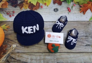 Mũ handmade khắc tên bé