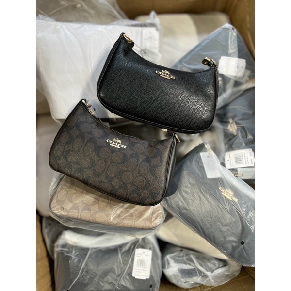 Túi coach dáng kẹp nách