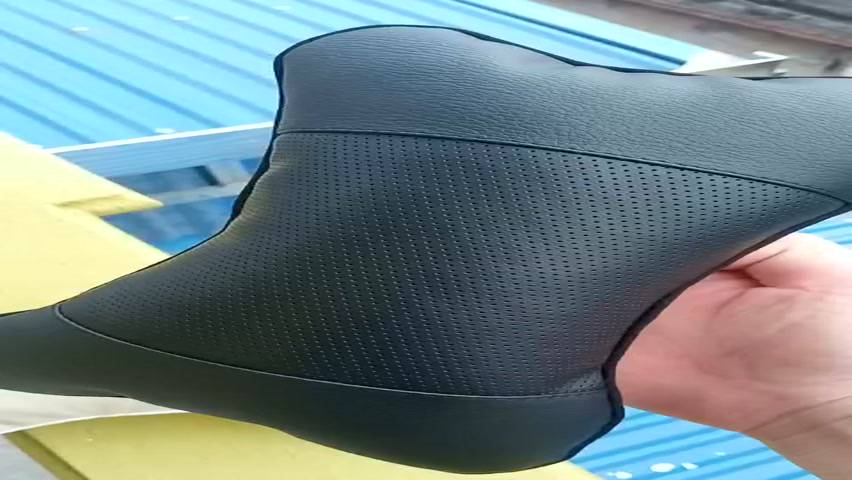 Gối tựa đầu trên xe ô tô, xe hơi chống đau mỏi gáy - Gối Da Đỡ Cổ Trên Ghế Xe An Toàn và Sang Trọng , giá rẻ | BigBuy360 - bigbuy360.vn