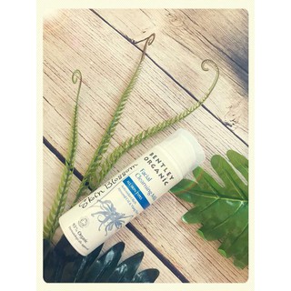 Sữa rửa mặt hữu cơ Bentley Organic