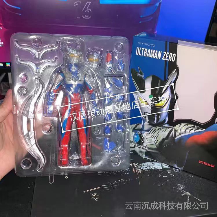 Anime toy WD Syro rabbit form Syro SHF Ultraman movable doll boxed hand model gift fi4n