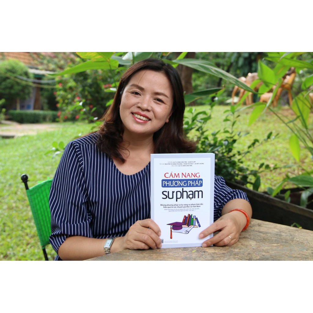 Sách - Cẩm Nang Phương Pháp Sư Phạm - First News Tặng Kèm Bookmark