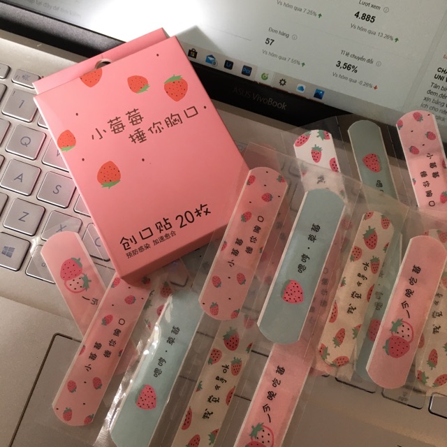 Hộp 20 băng dán cá nhân cute hình băng dính dễ thương lợn, bơ, hoa đào, galaxy