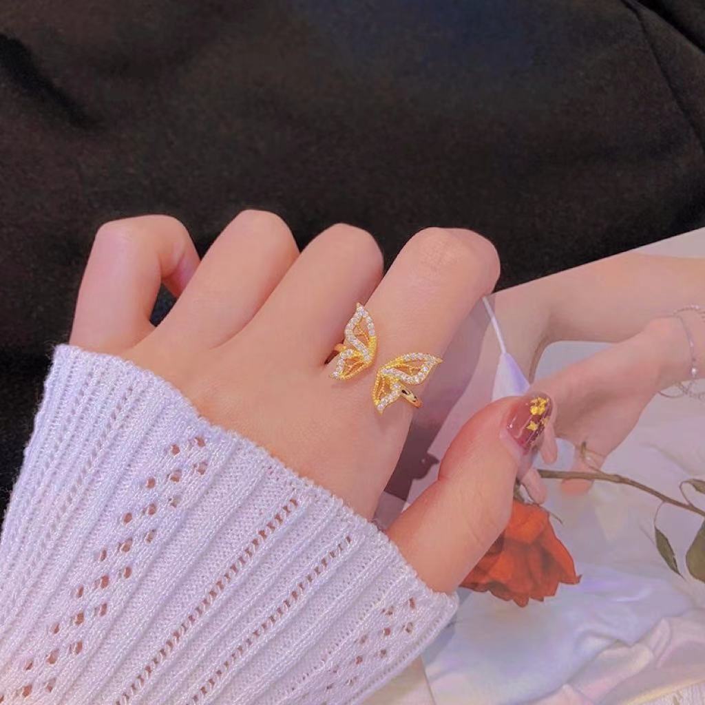 Nhẫn hở hình bướm có thể điều chỉnh kích cỡ xinh xắn