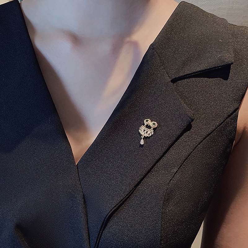 Ghim Cài Áo Hình Hoa Đính Ngọc Trai Chống Ánh Sáng Thời Trang Hàn Quốc Cho Nữ