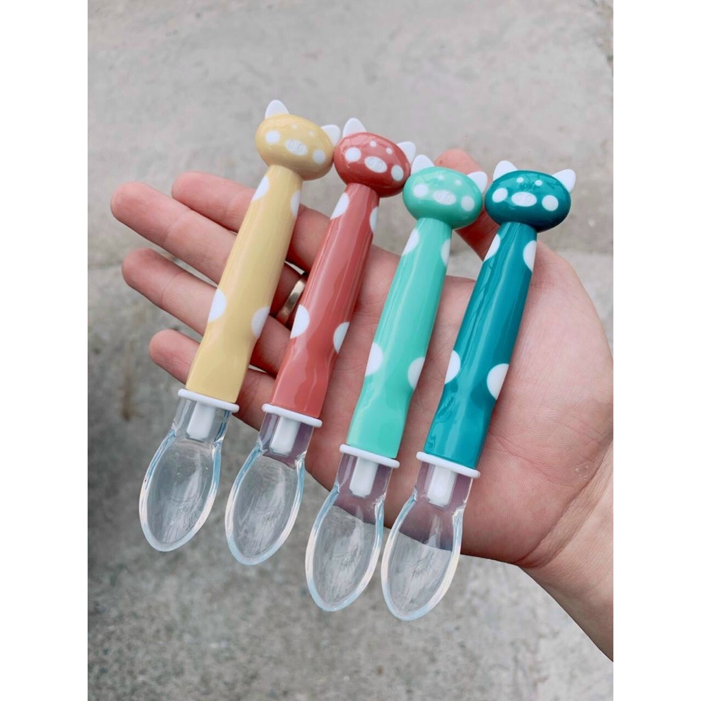 Thìa ăn dặm silicon cho bé hình gấu cute hàng cao cấp