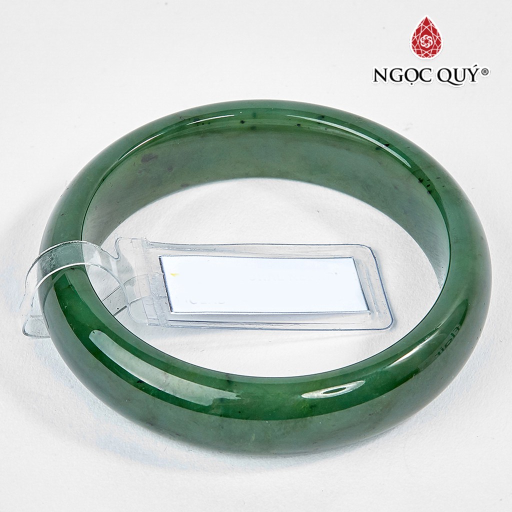 [Mã FARSBRT51 giảm 20k đơn từ 0Đ] Vòng tay ngọc bích liền khối bản hẹ nephrite - Ngọc Quý