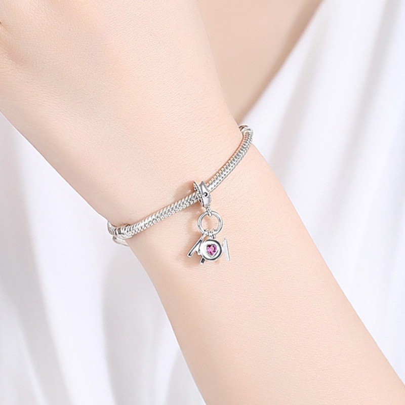 charm pan treo chữ mom bạc cao cấp s925