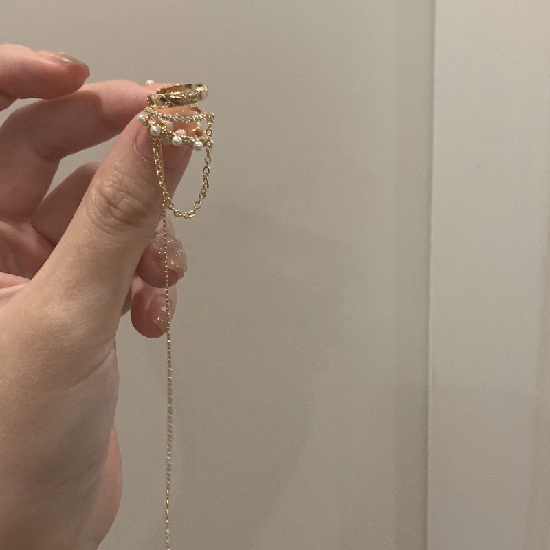 Khuyên kẹp vành tai dáng dài nhiều lớp đính ngọc trai thiết kế thời trang cho nữ