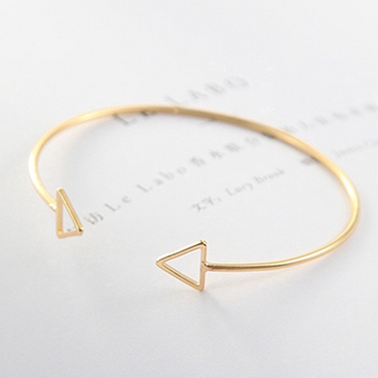 Vòng tay hợp kim mở nhỏ xinh dễ thương dành cho nữ | BigBuy360 - bigbuy360.vn