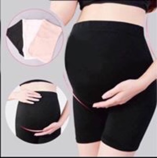 Quần đùi mặc trong váy bầu.